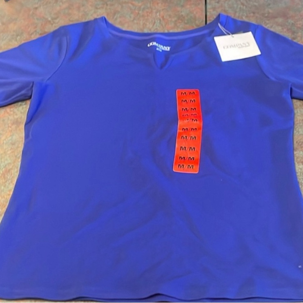 Women’s royal blue Ellen Tracy shirt